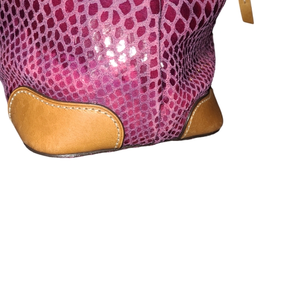 💜💯Authentic Dooney & Bourke Faux Snakeskin Embossed Hobo Bag💜 - Picture 12 of 16